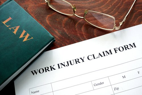 When to Hire a Workers’ Comp Lawyer in Portland